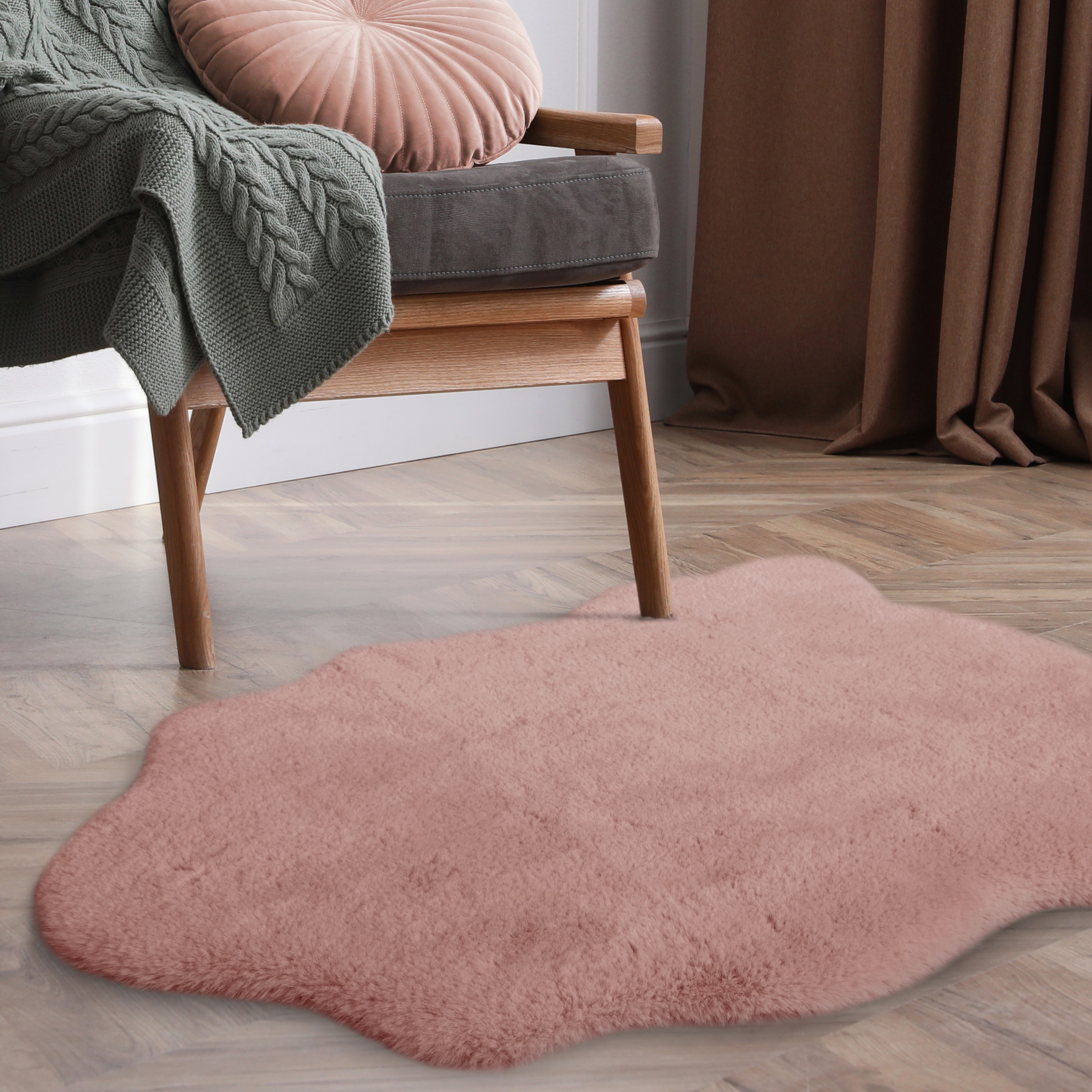 Luxury Faux Fur Plain Modern Shaped Rug 2 In Blush Pink